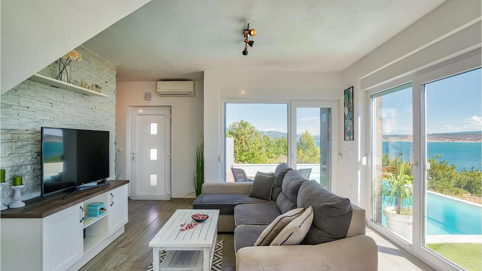 Villa Amy Zadar 0*,